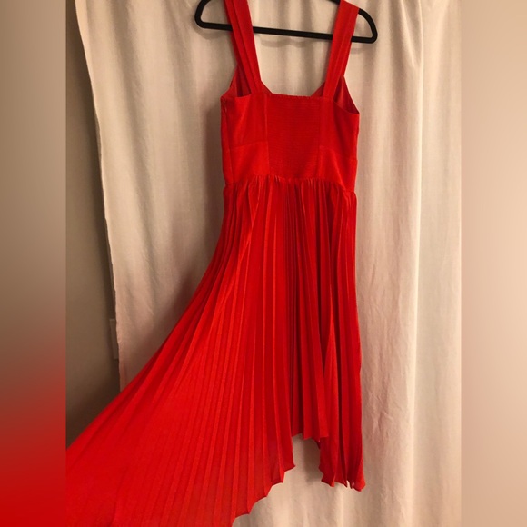 Banana Republic Poppy Red Summer Dress with Accordion Skirt and Cutout - Picture 2 of 9